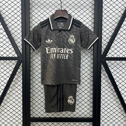 24/25 kids Real Madrid third away game