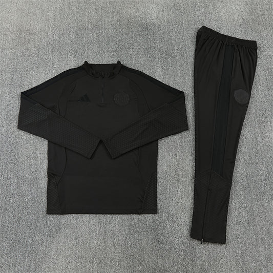 Manchester United Tracksuit-Black