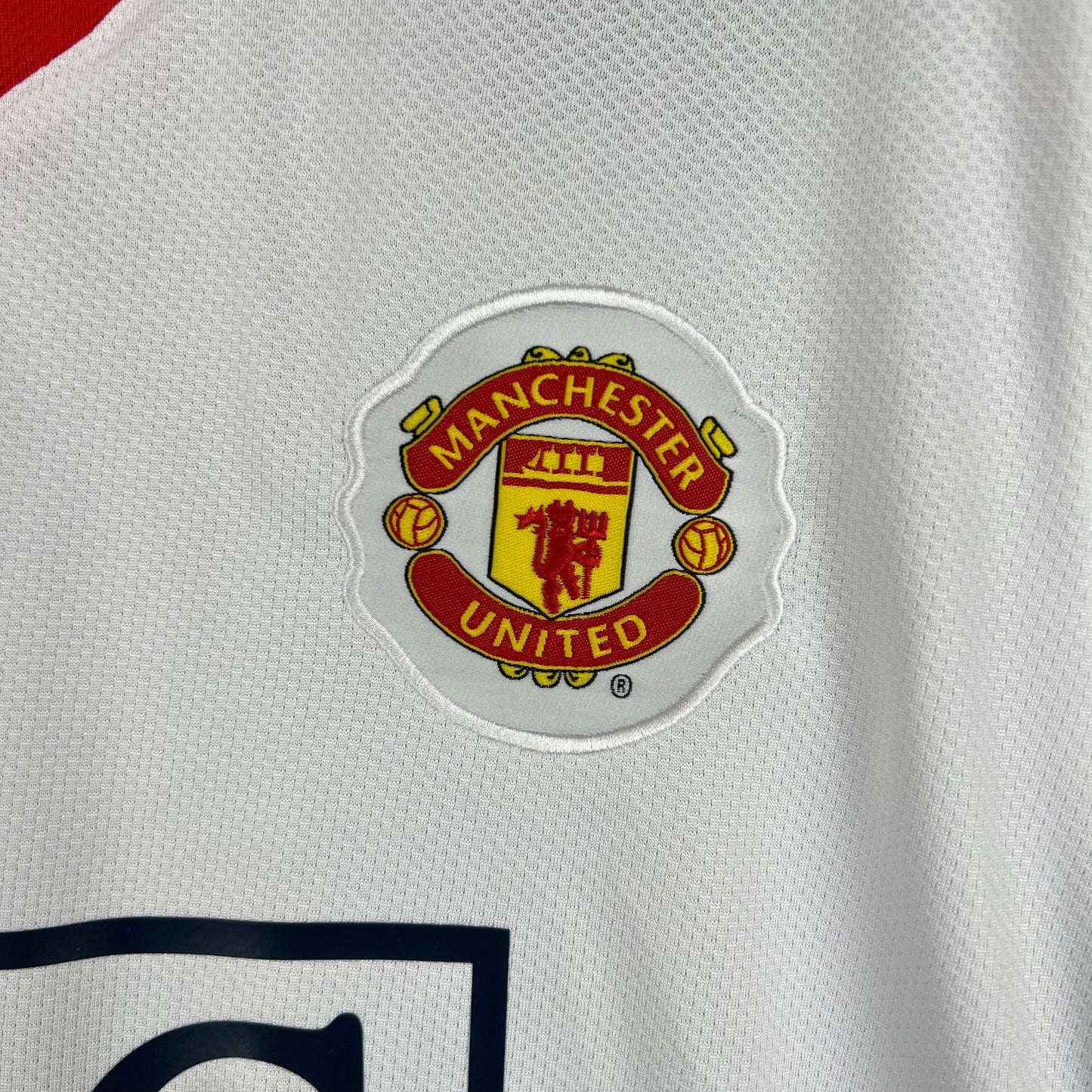 Retro Long Sleeve Manchester United 07/08 White
