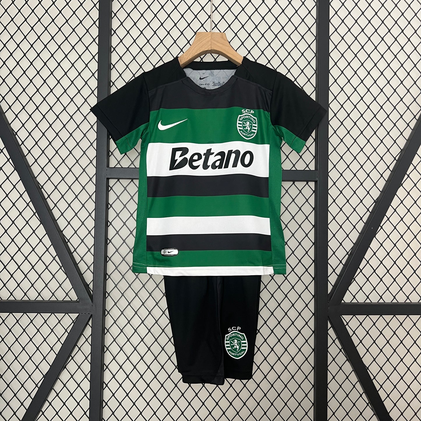 24/25 Kids Sporting Lisbon Home