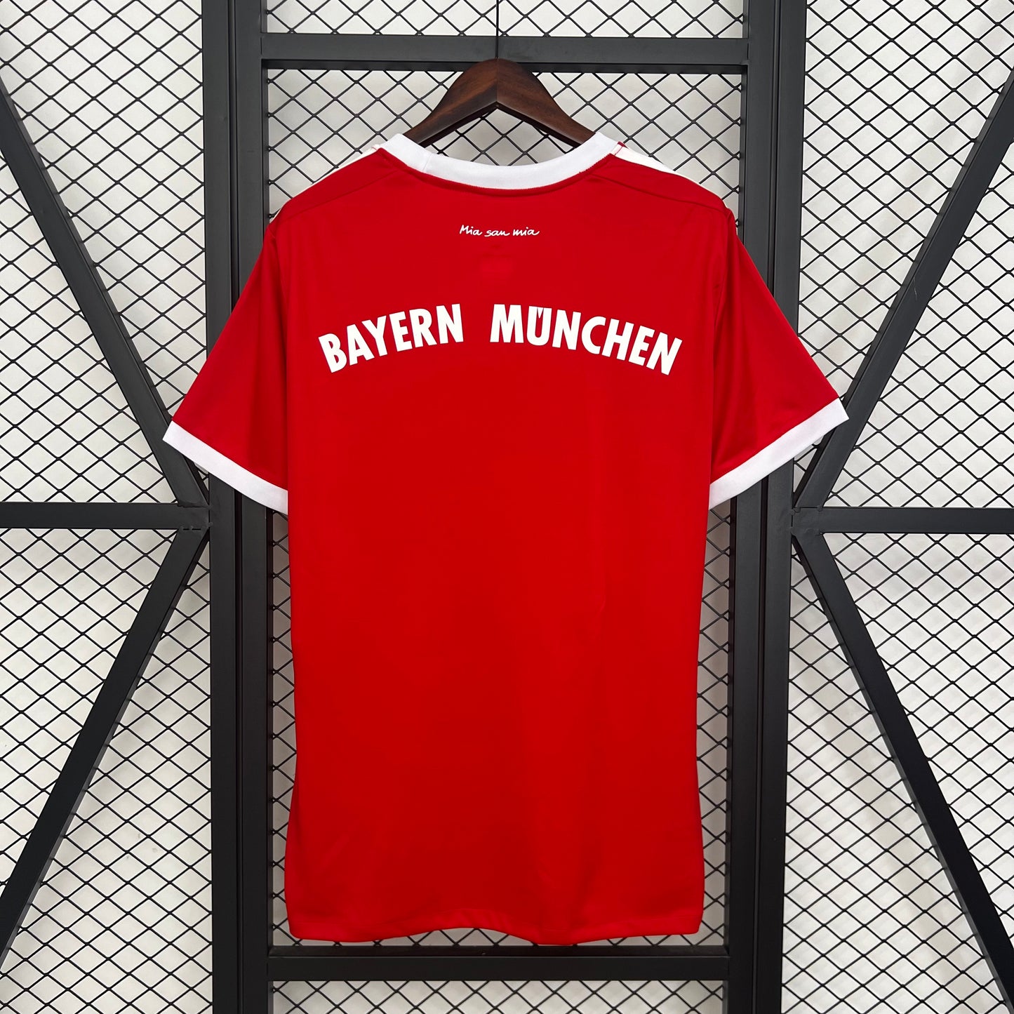 Retro Bayern Munich 17/18 Home