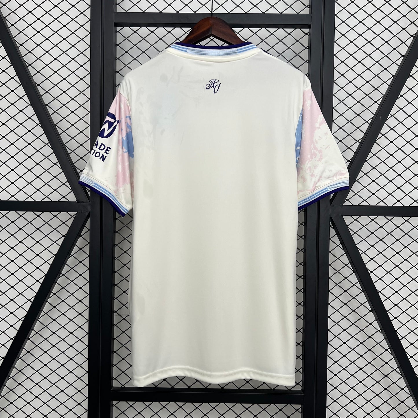 25/26 Aston Villa third away