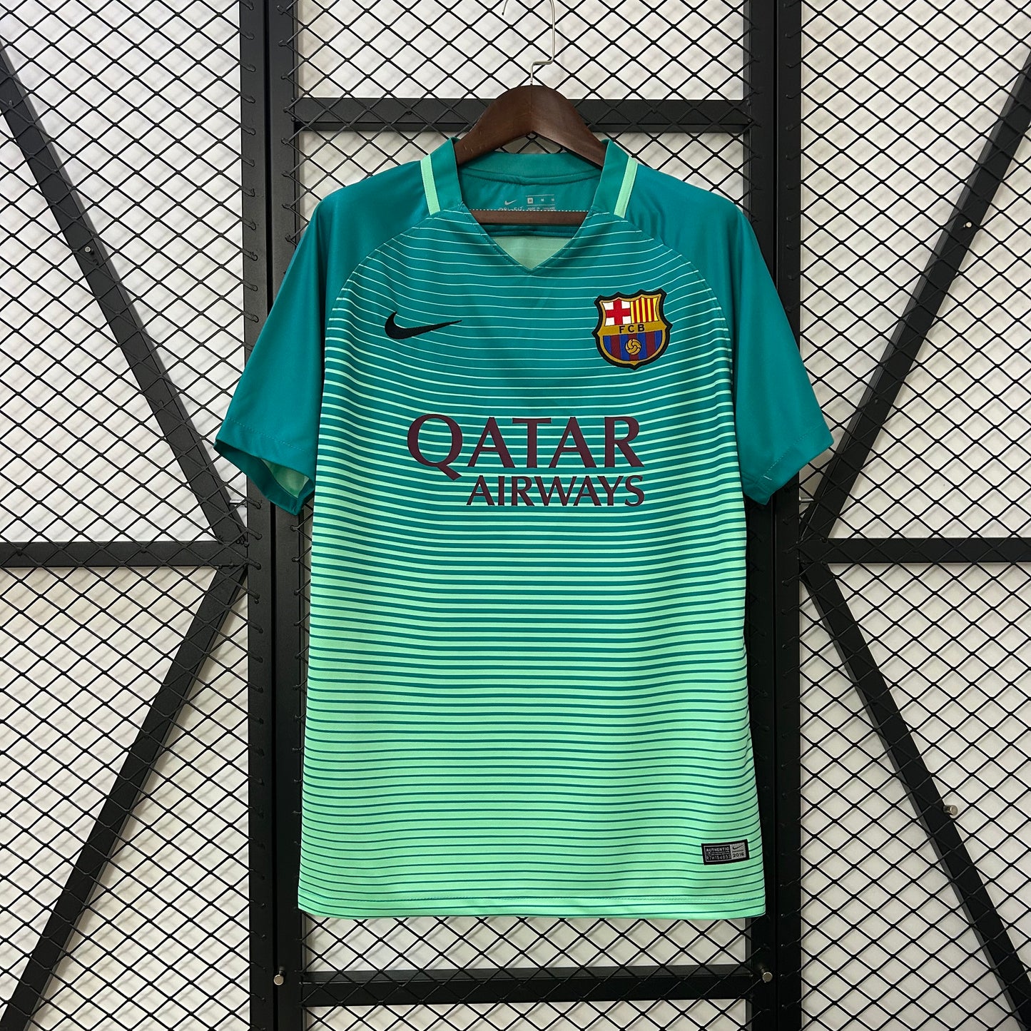 Retro FCB 16/17 third