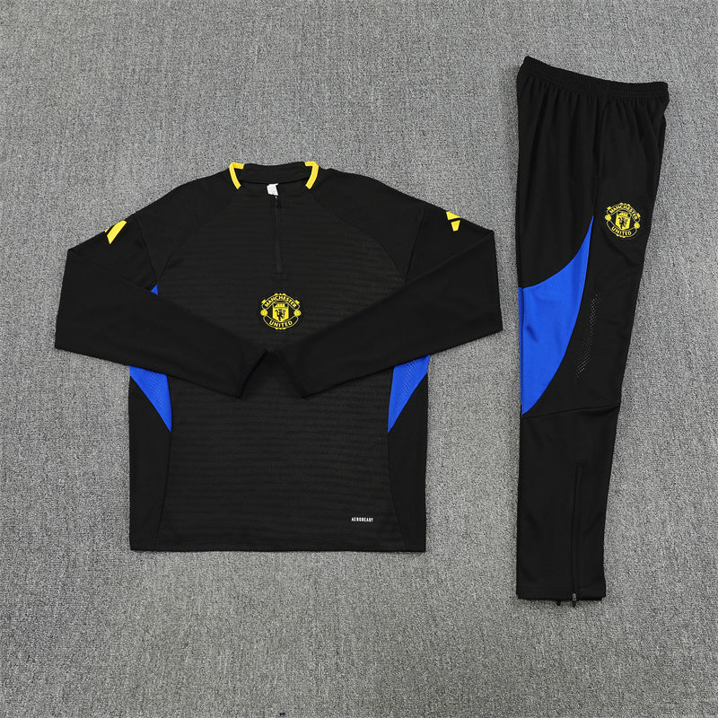 Manchester United Tracksuit-Black