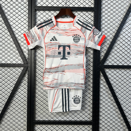 25/26 kids Bayern Munich Away