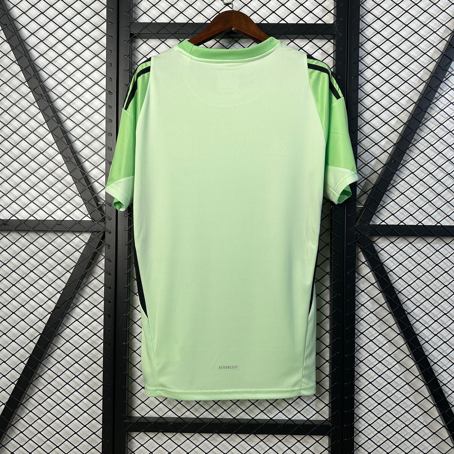 25/26 Benfica training goalkeeper