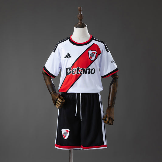 River Plate 26/27 Home Kids Kit
