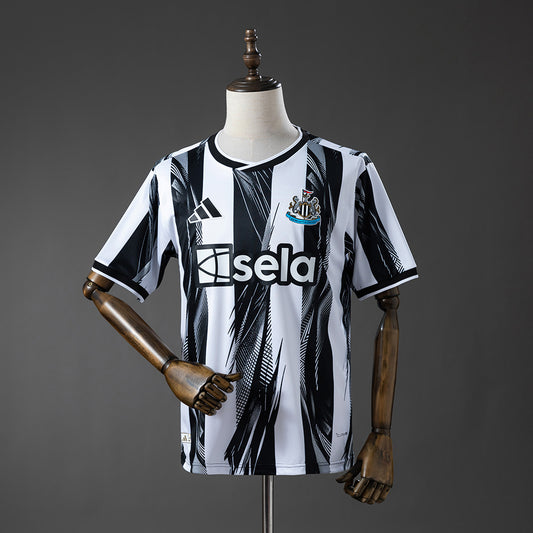 Newcastle United 26/27 Home Jersey