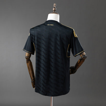 Retro Real Madrid 11/12 Away