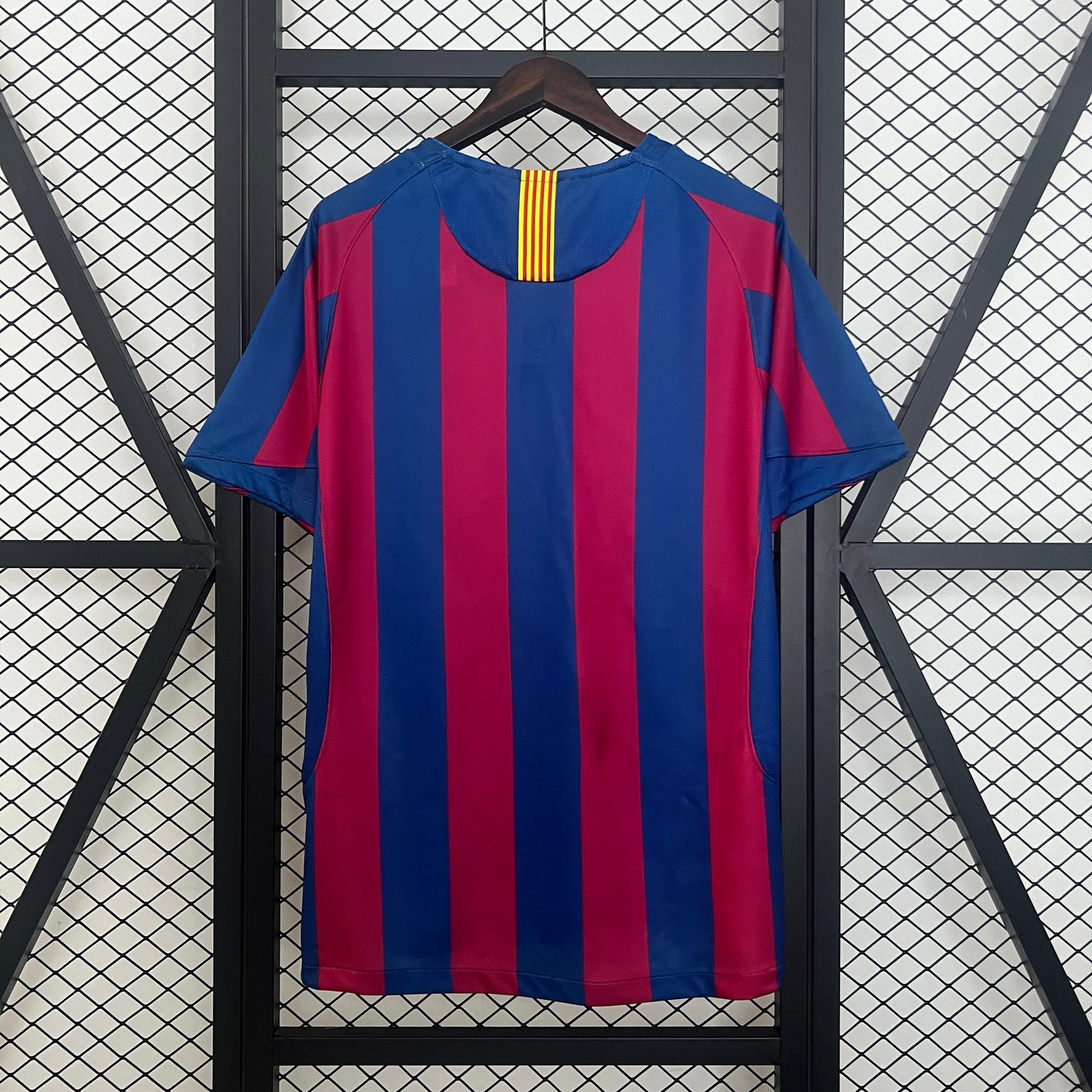 Retro FCB 05/06 home