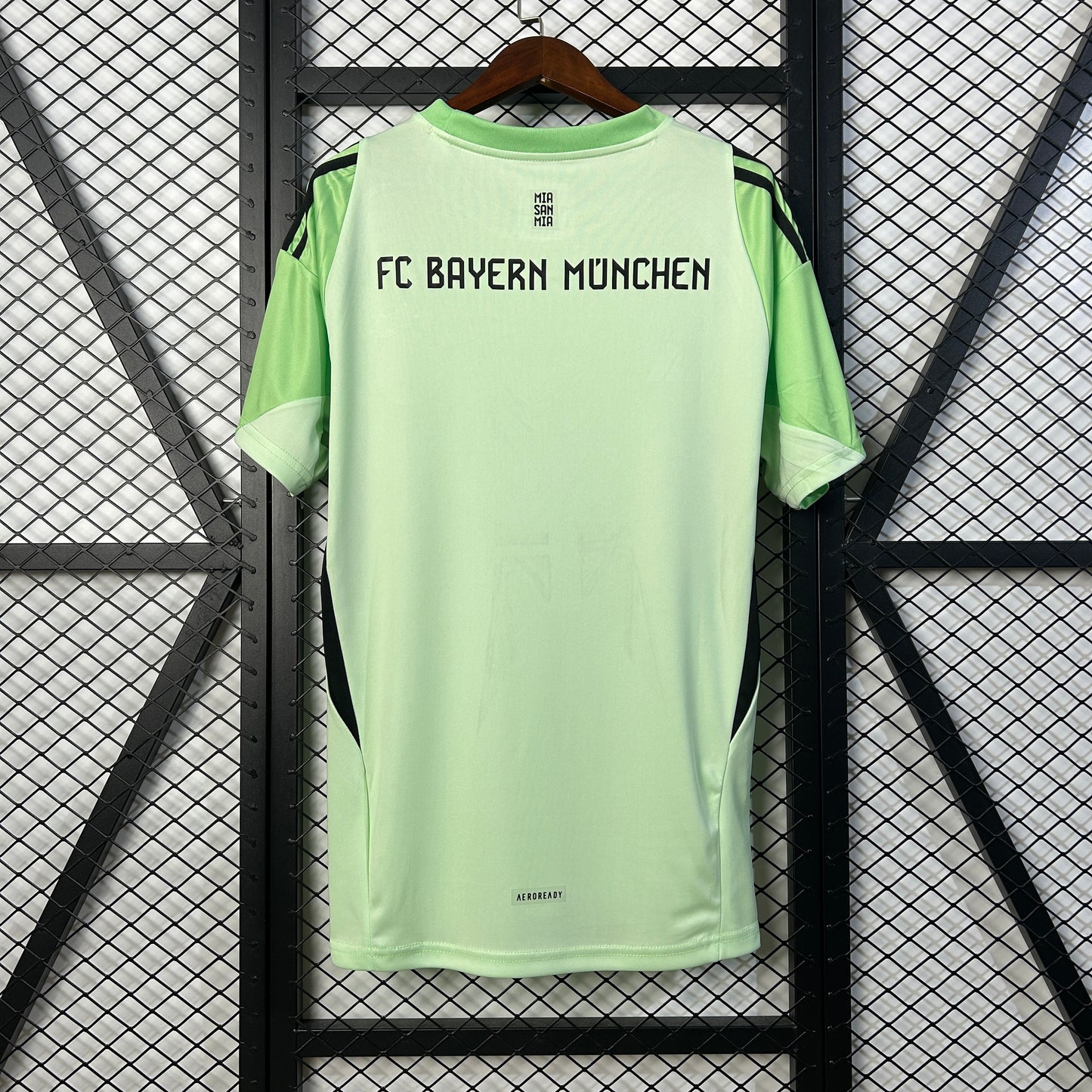 25/26 Bayern Munich Goalkeeper