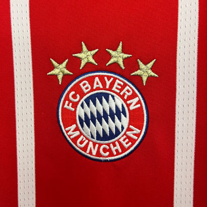 Retro Bayern Munich 17/18 Home