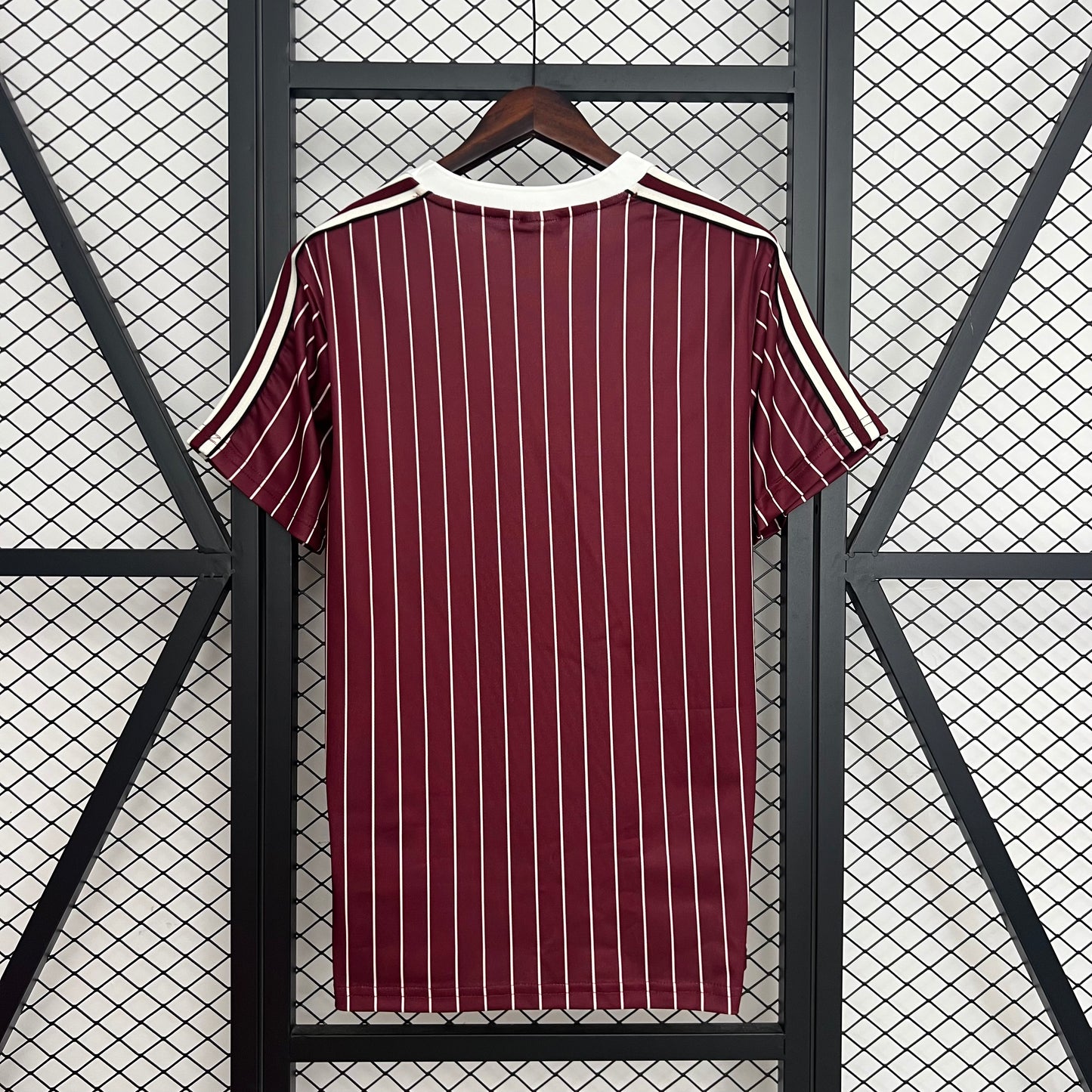 25/26 Ajax Retro