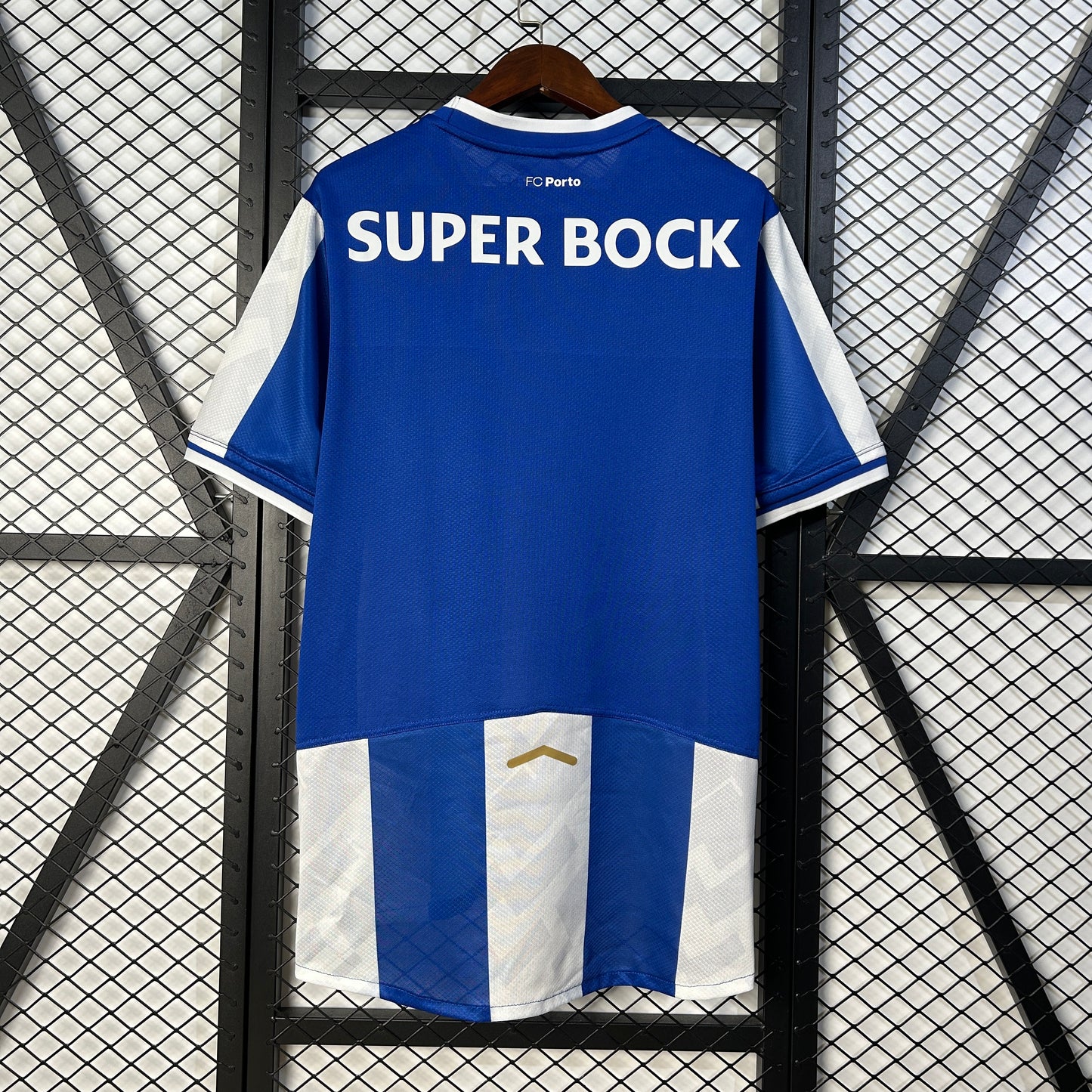 25/26 Porto home