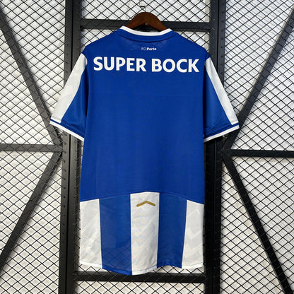 25/26 Porto home