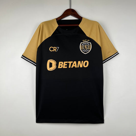 23/24 Sporting Lisbon third away