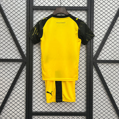 25/26 kids Dortmund home