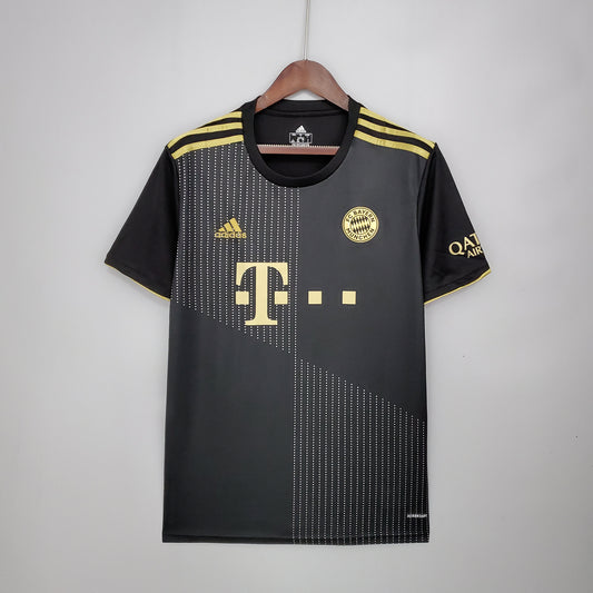 21/22 Bayern Munich away