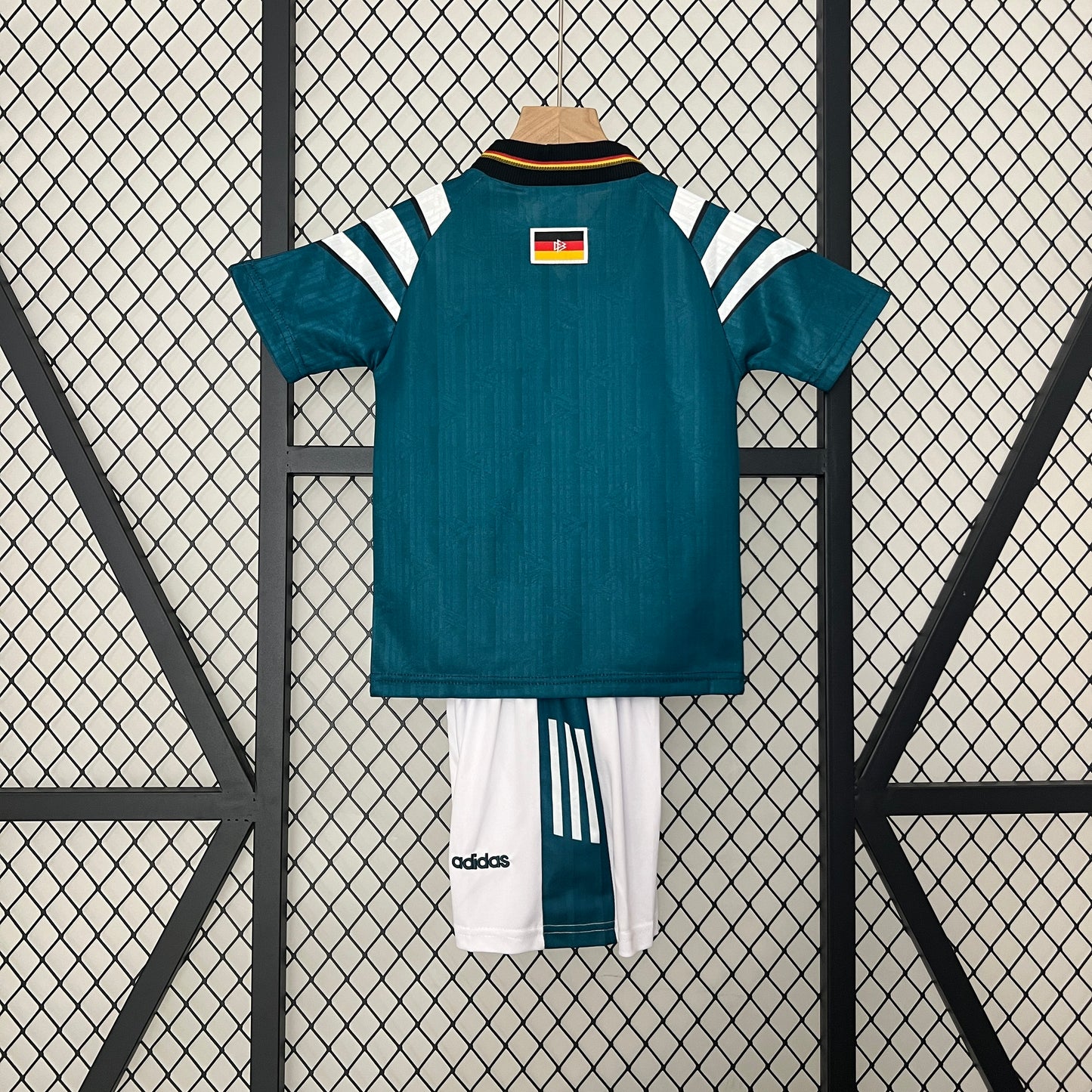 kids Germany 1996 home