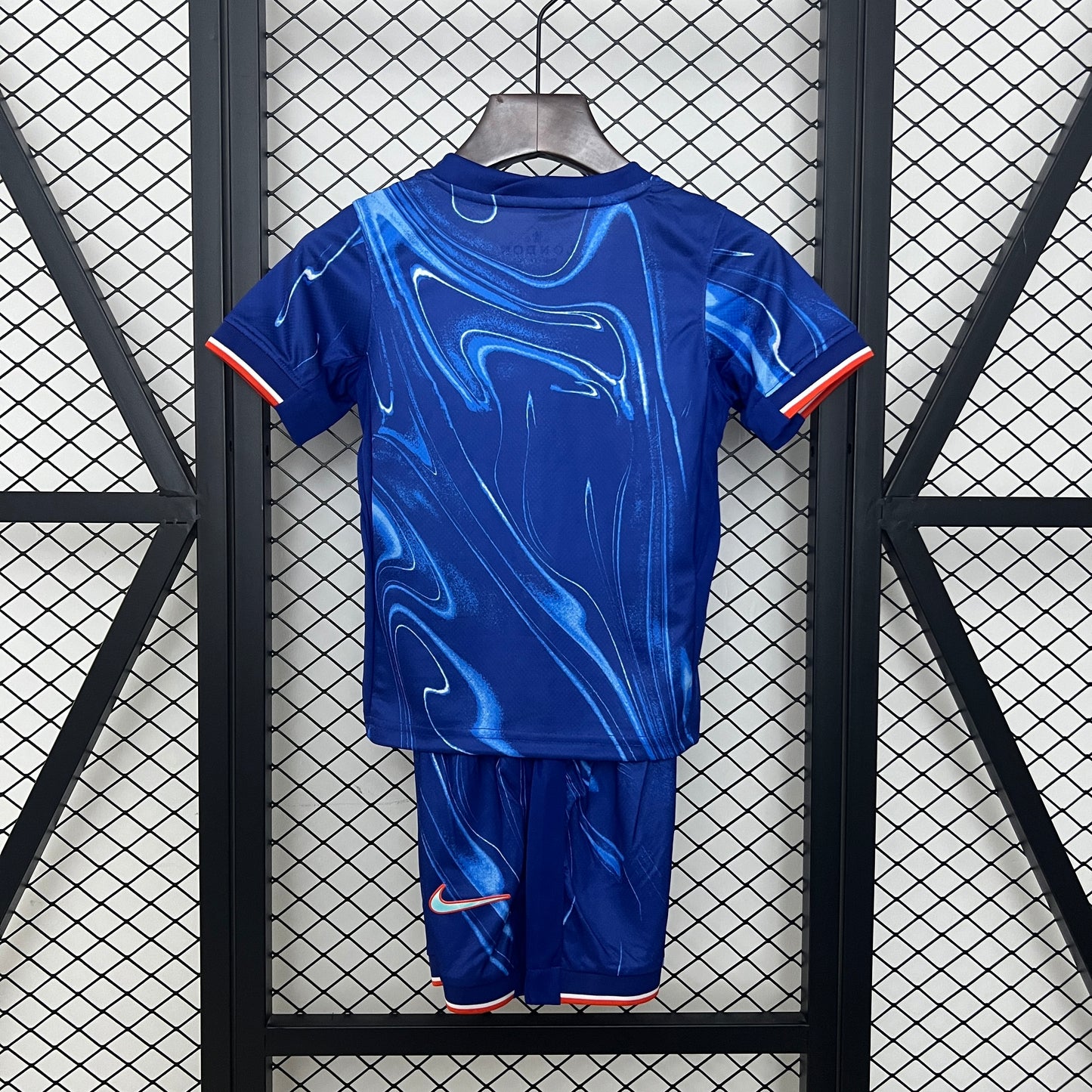 24/25 kids Chelsea home