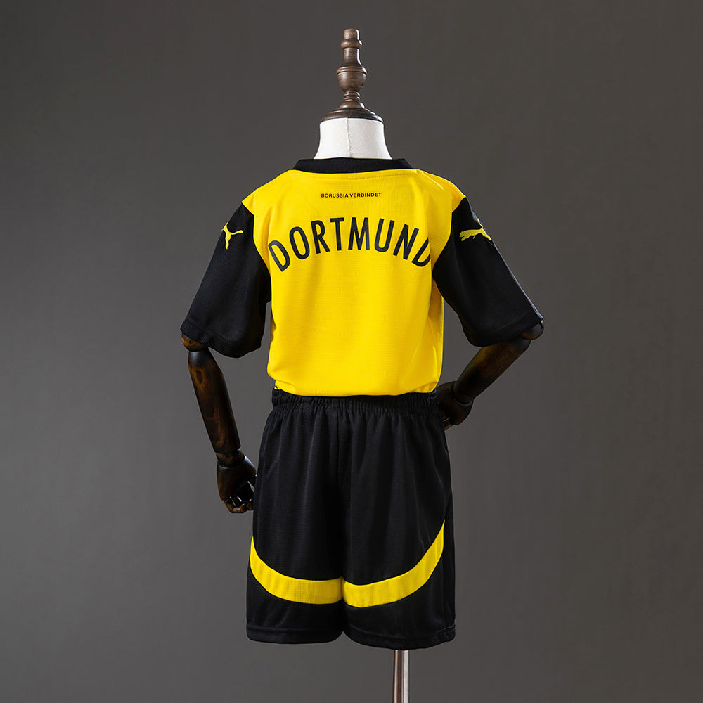 24/25 kids Dortmund home