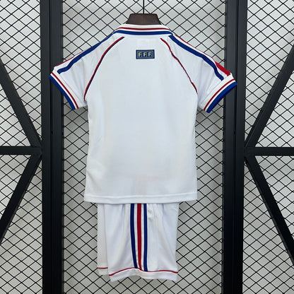 kids France 1998 away