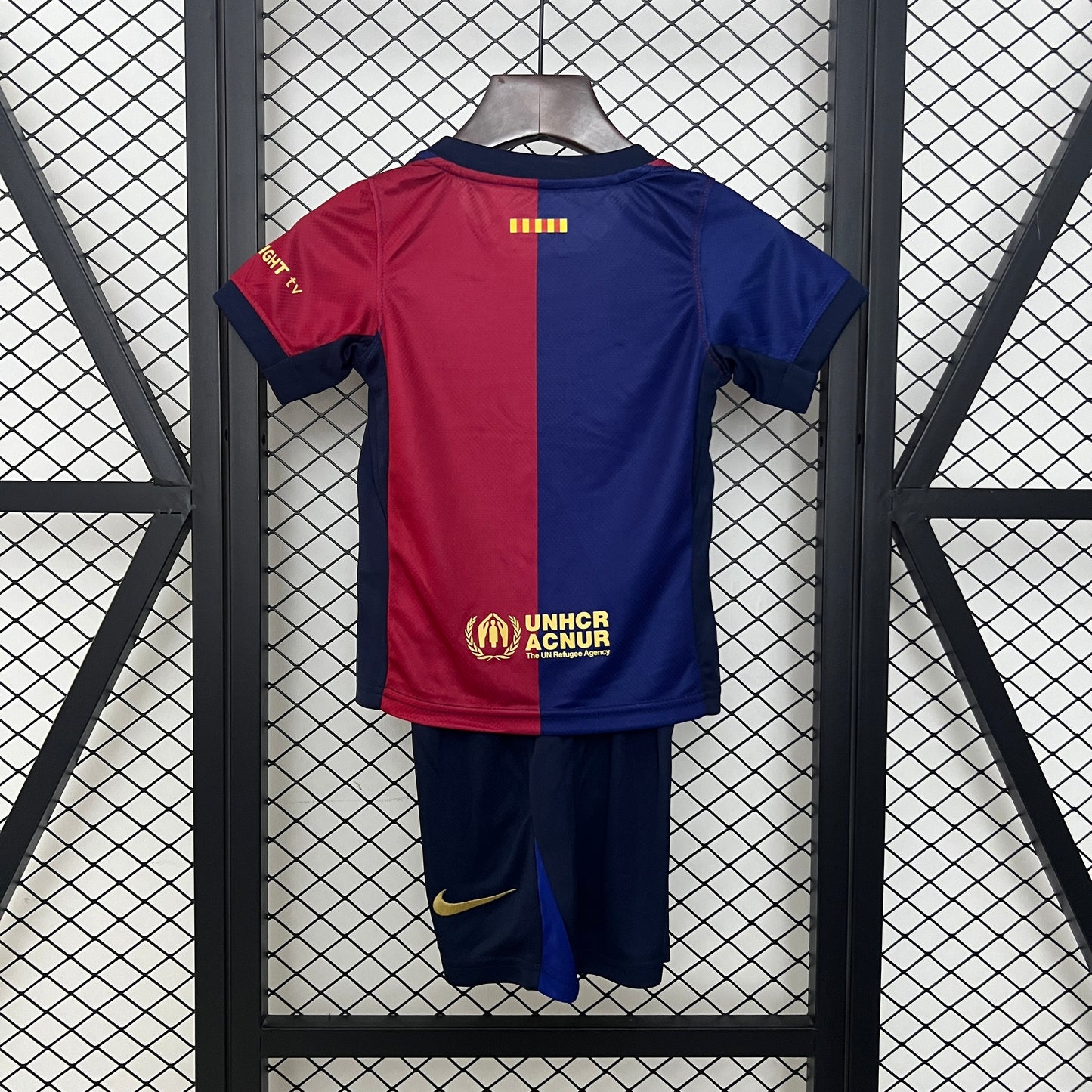 24/25 kids FCB home