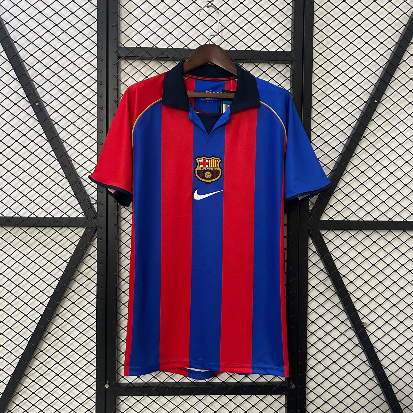 Retro FCB 01/02 home