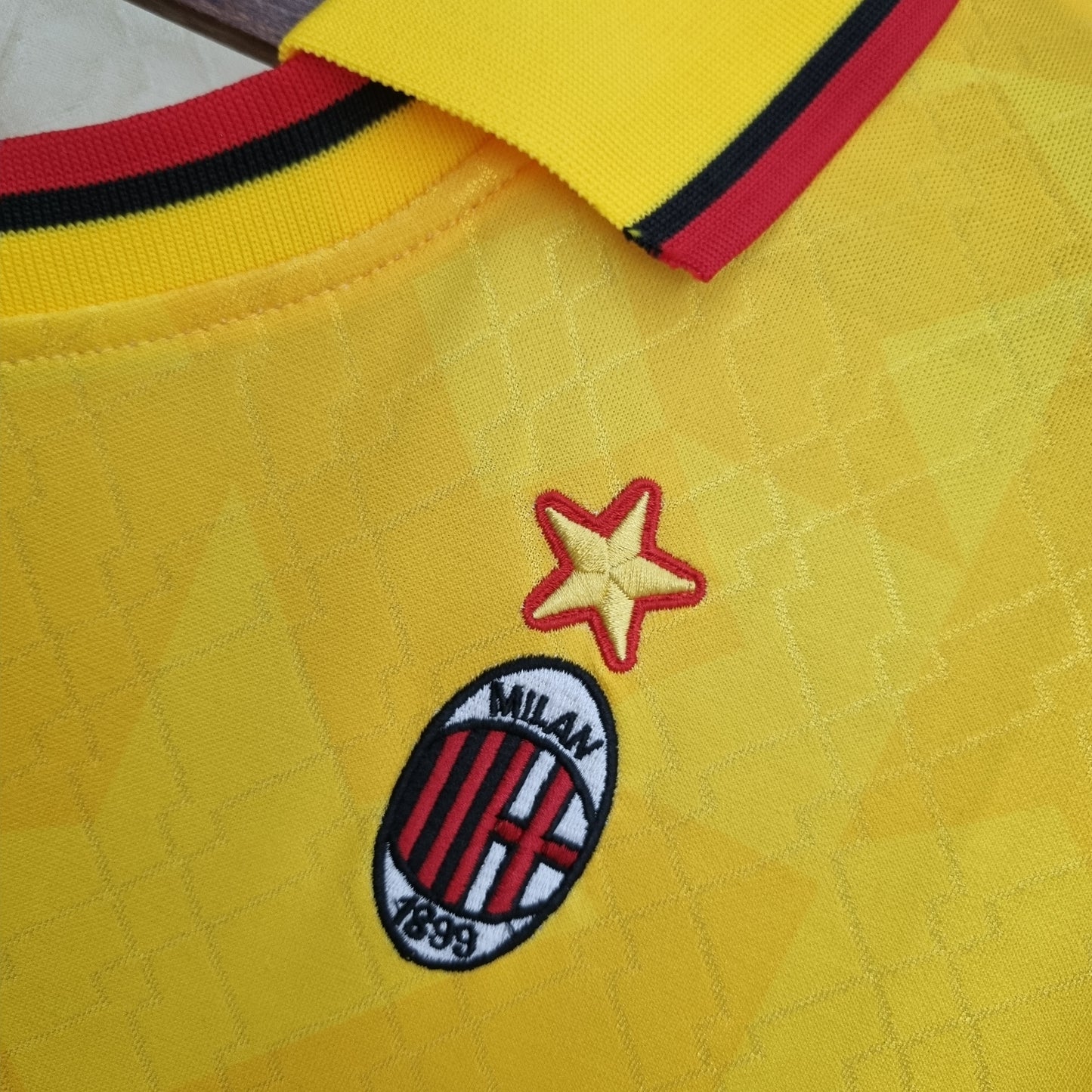 Retro 95/96AC Milan away