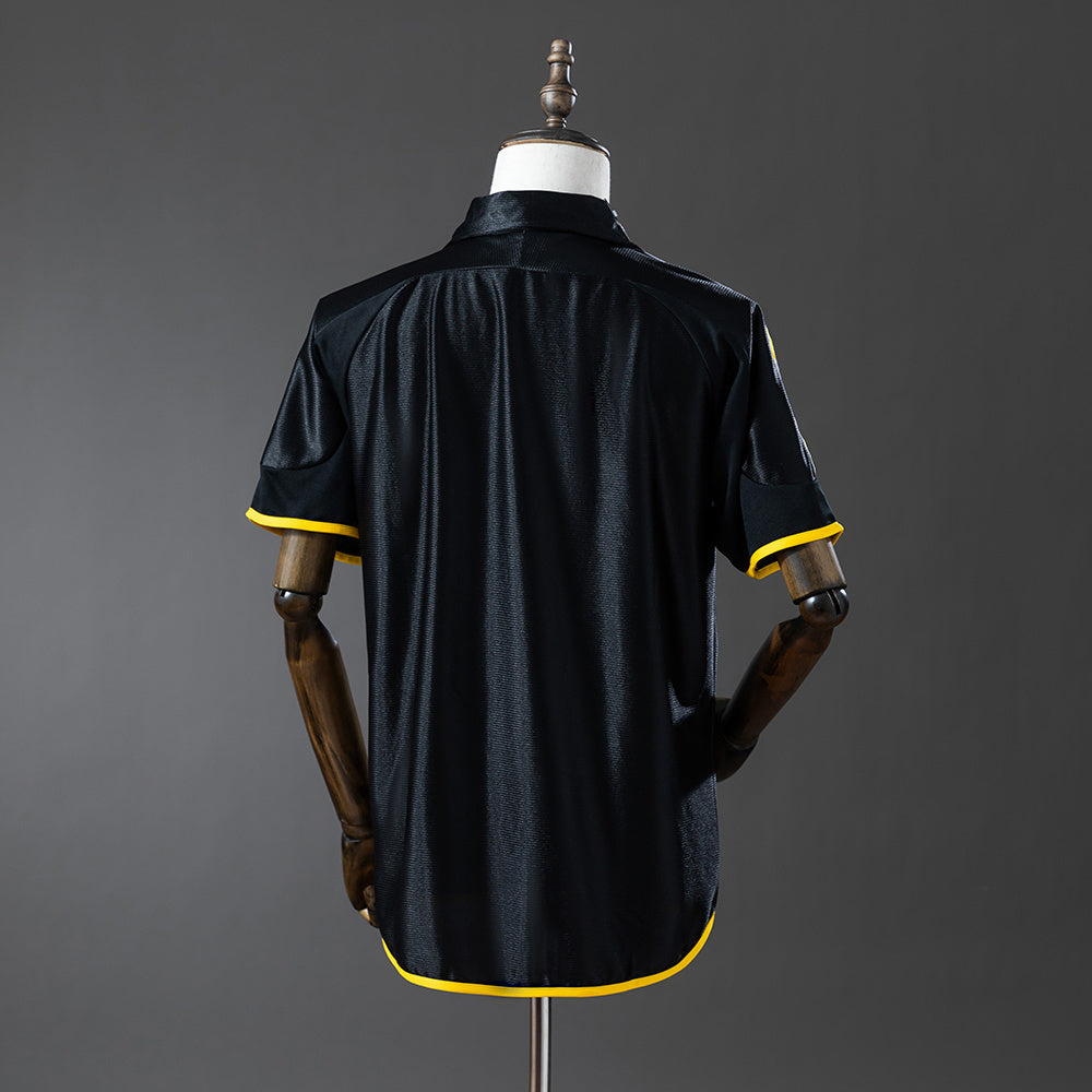 Retro Real Madrid 98/99 away