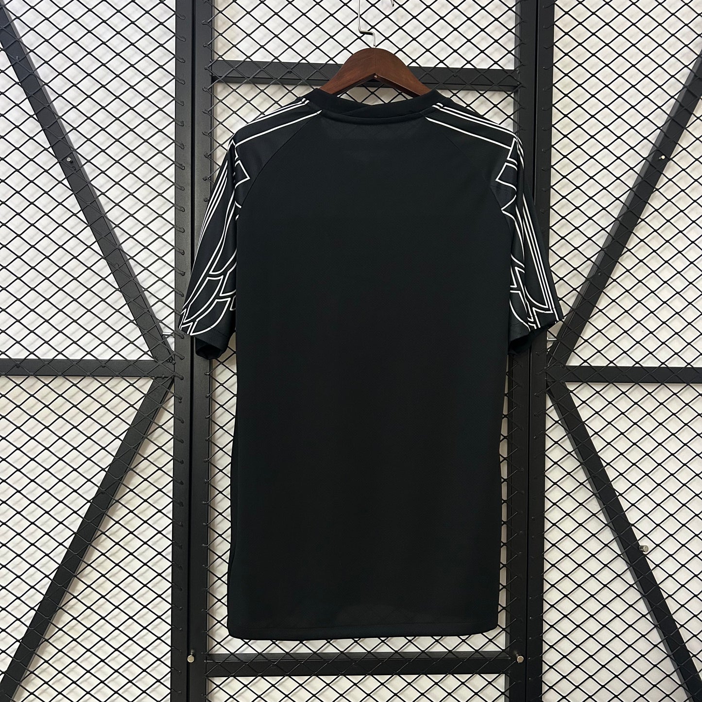 24/25 PSG fourth away