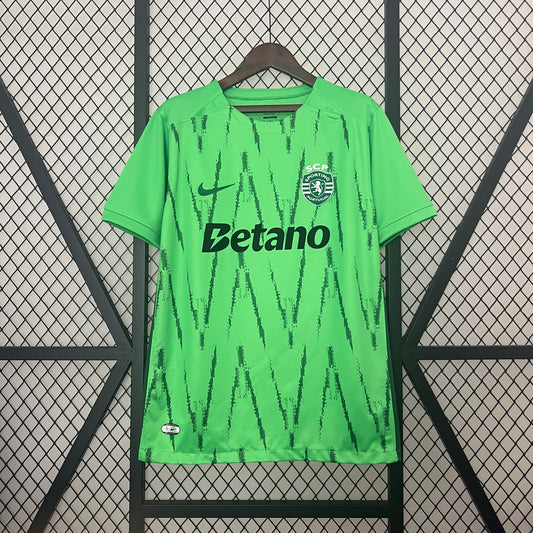 24/25 Sporting Lisbon Third away