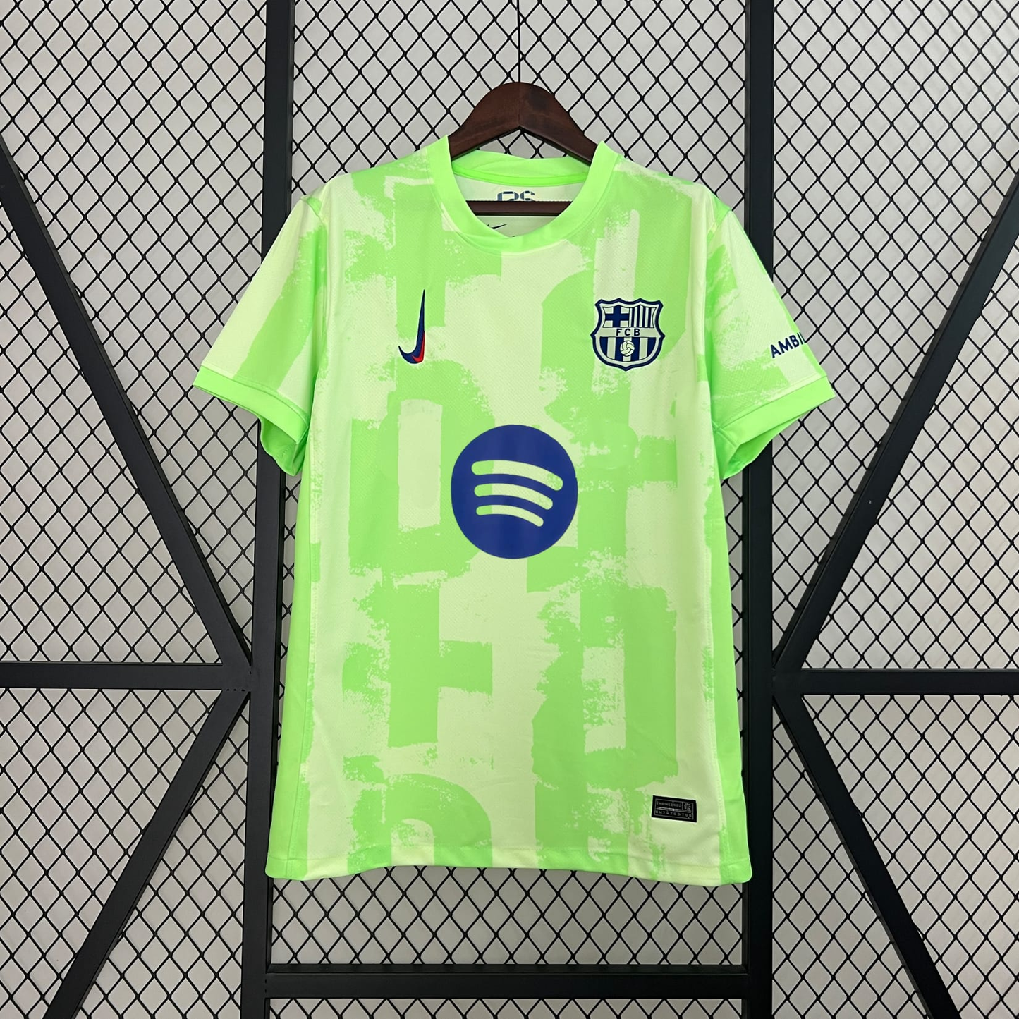 24/25 FCB Third Away