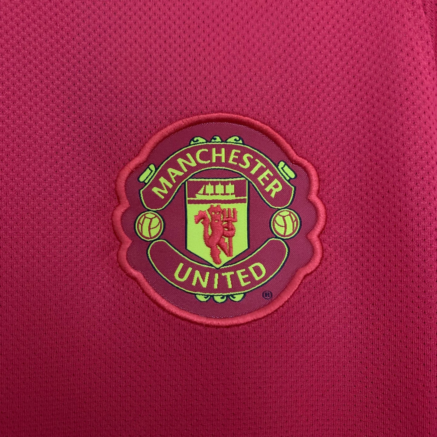Retro Manchester United 10/11 Home