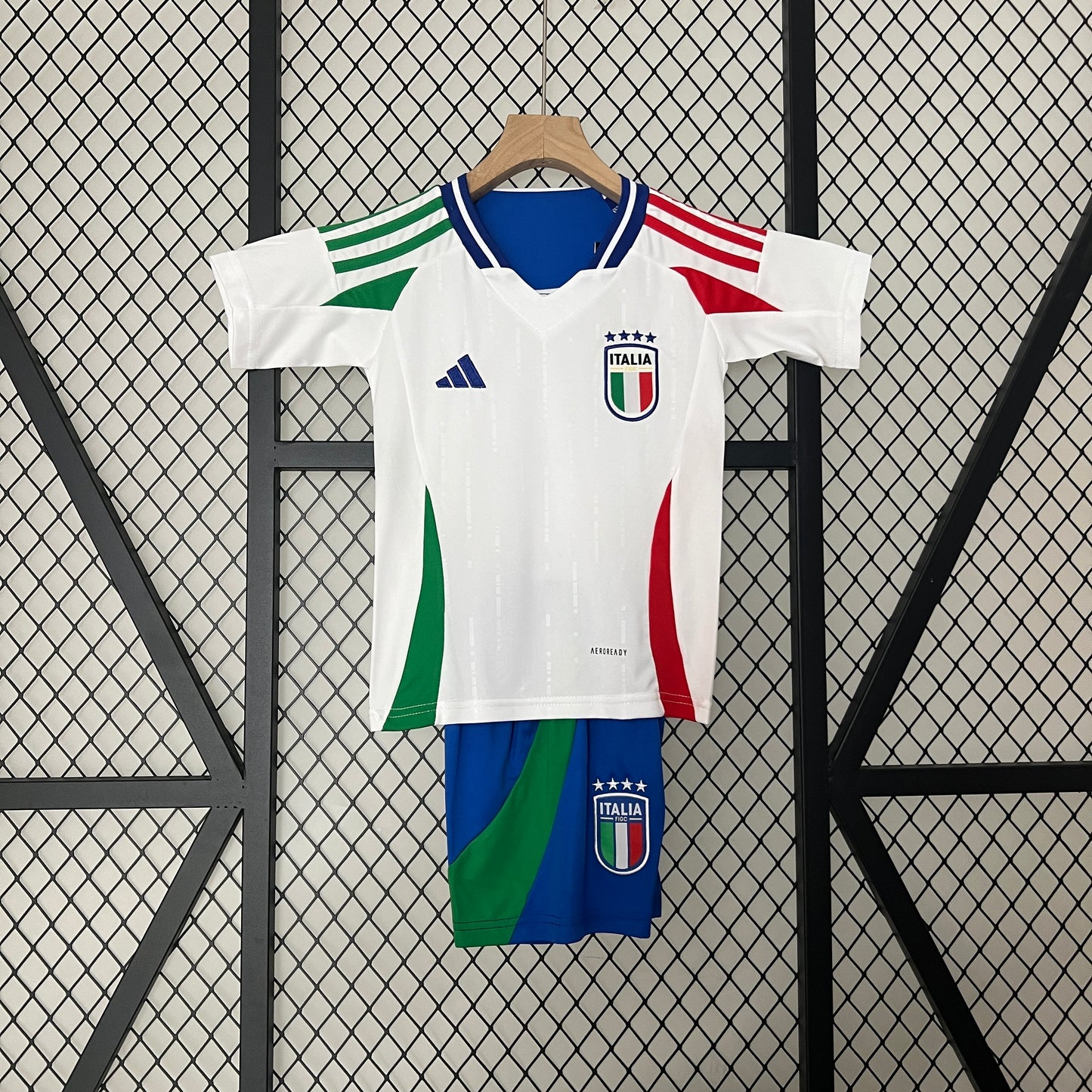 2024 kids Italy away