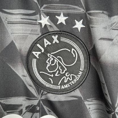23/24 Ajax third away