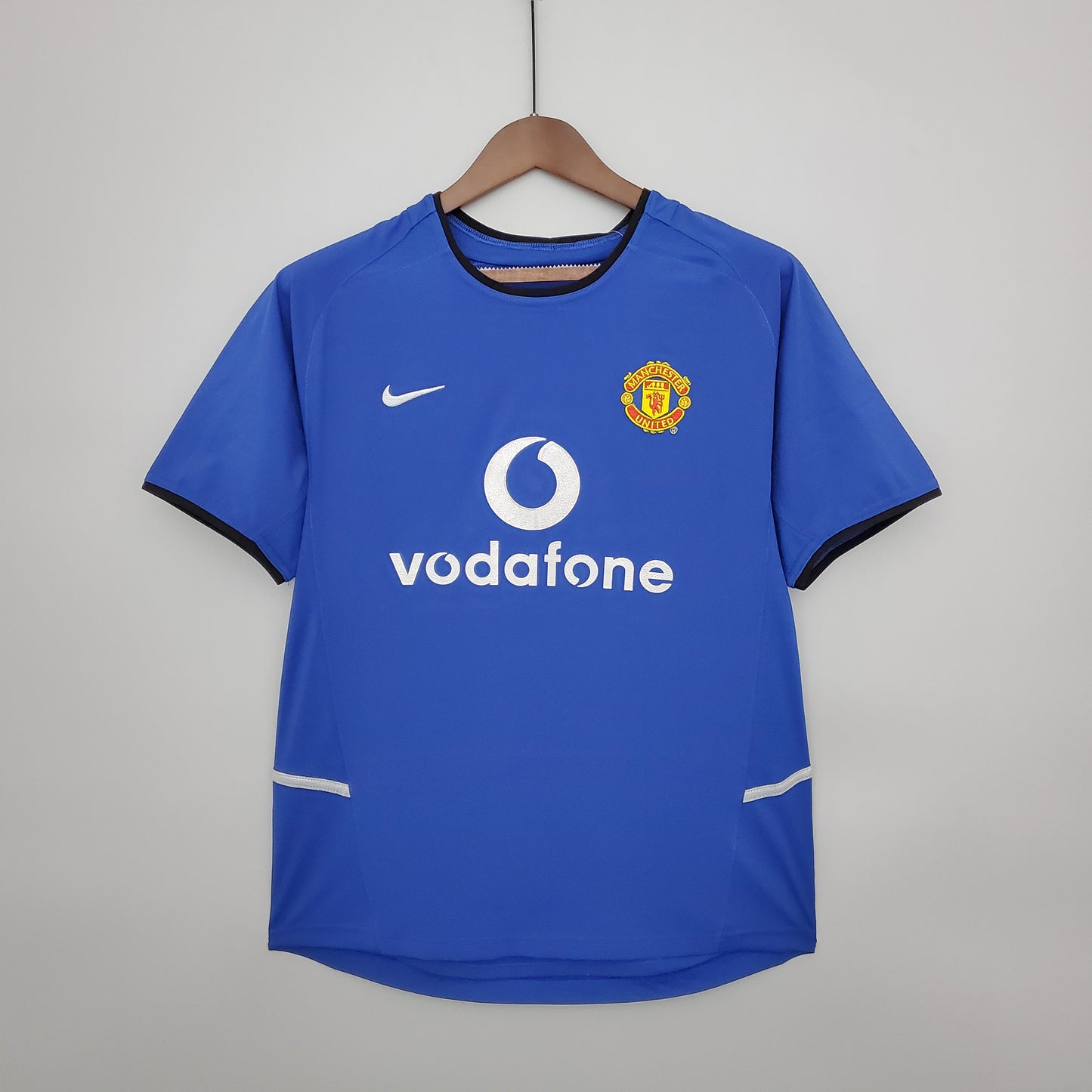 Retro Manchester United 02/04 away
