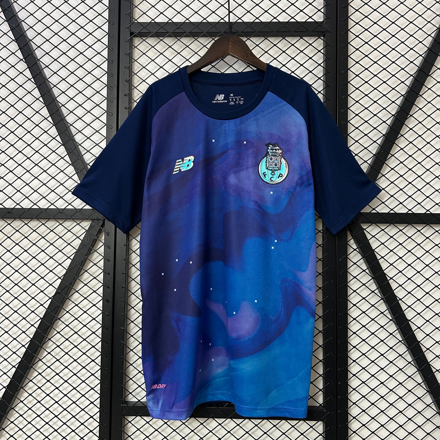 2425 Porto Starry Sky Edition