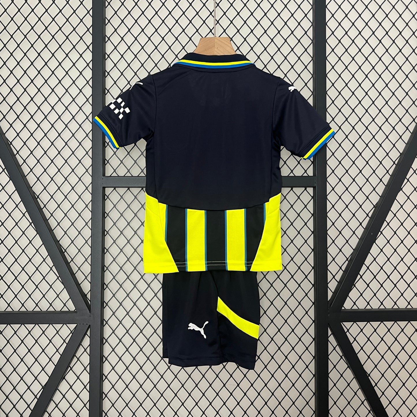 24/25 Kids Manchester City Away