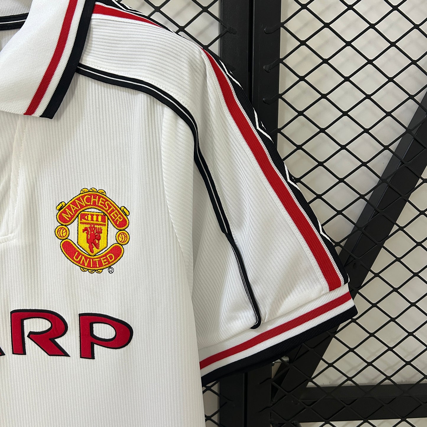 Retro 98/99 Manchester United Commemorative Edition