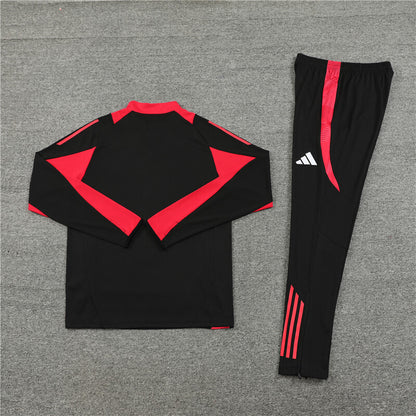 FC Bayern Munich Tracksuit-Red and Black