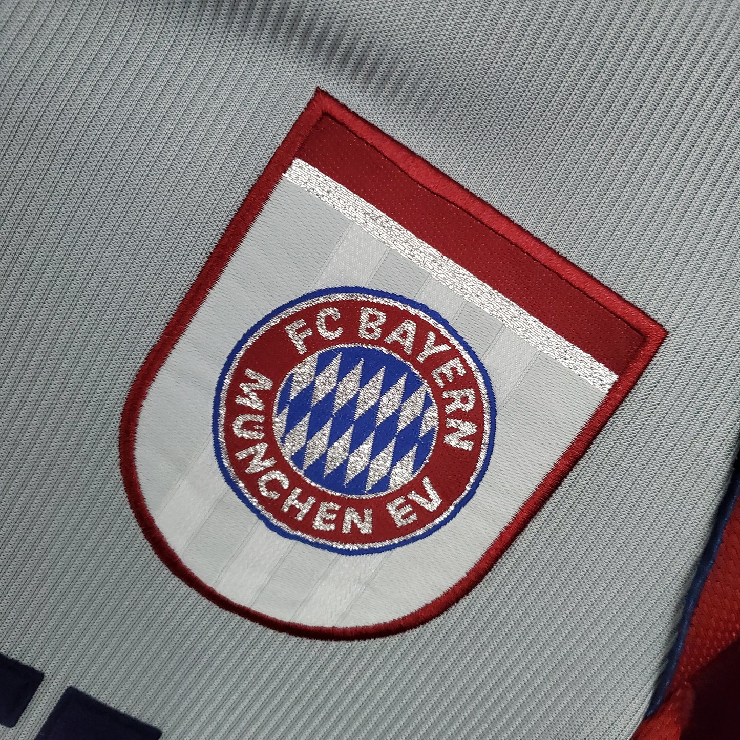 Retro 98/99 Bayern Munich away