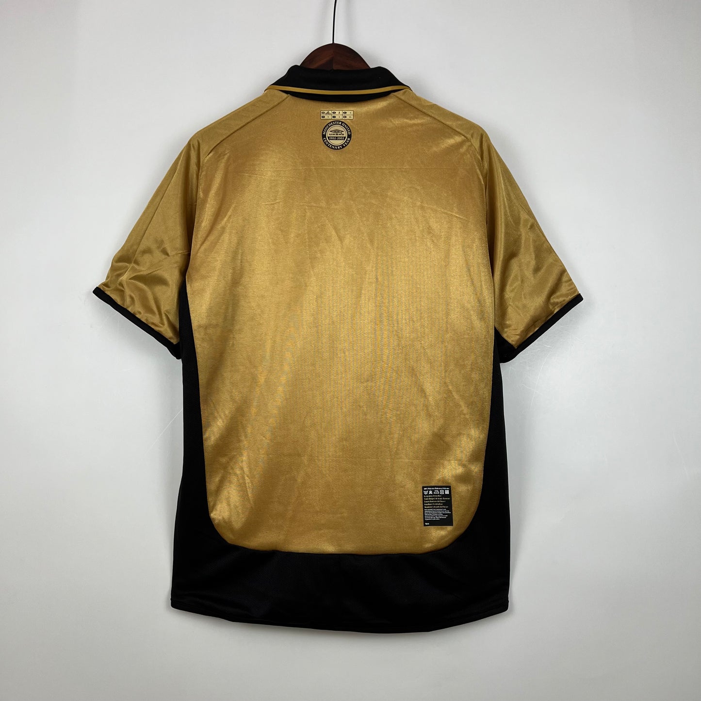 Retro Manchester United 01/02 100th Anniversary Edition