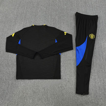 Manchester United Tracksuit-Black