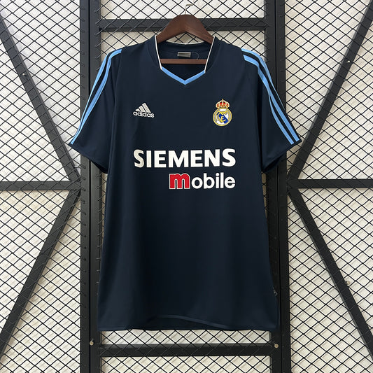 Retro Real Madrid 03/04 Away