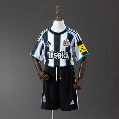 Newcastle United 25/26 Home Full kids kit