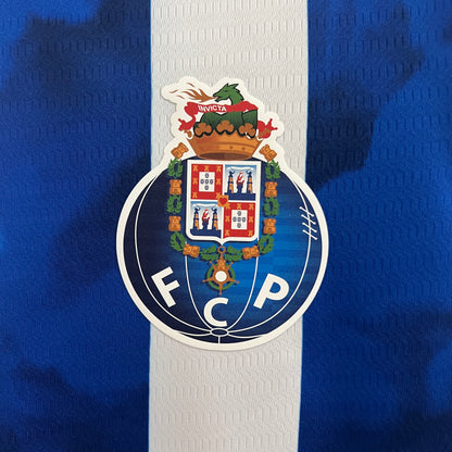 24/25 Porto home