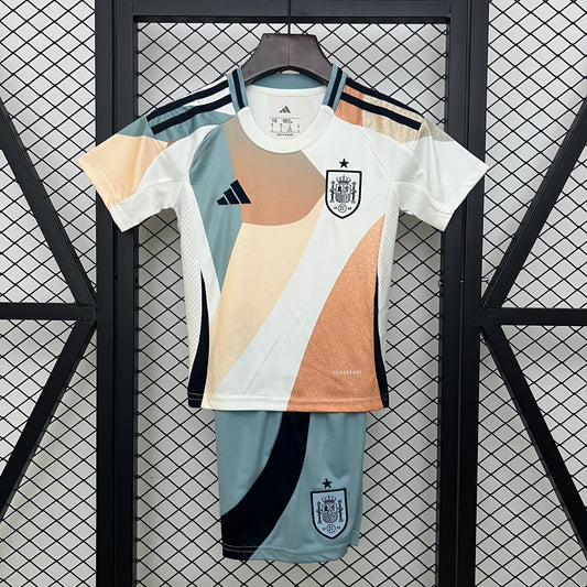 2025 kids Spain away