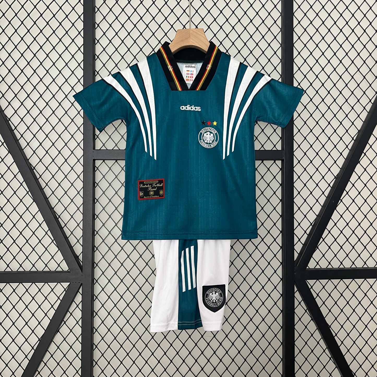 kids Germany 1996 home