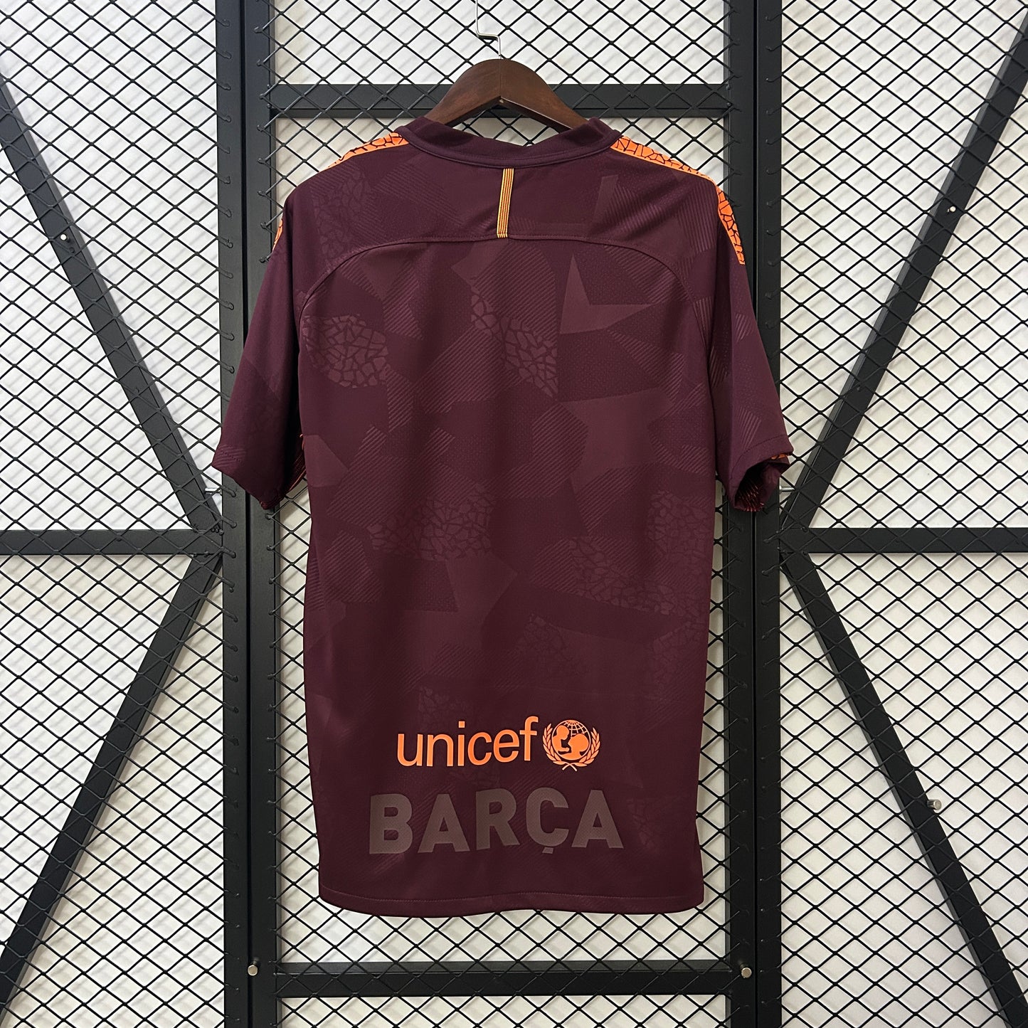 Retro FCB 17/18third